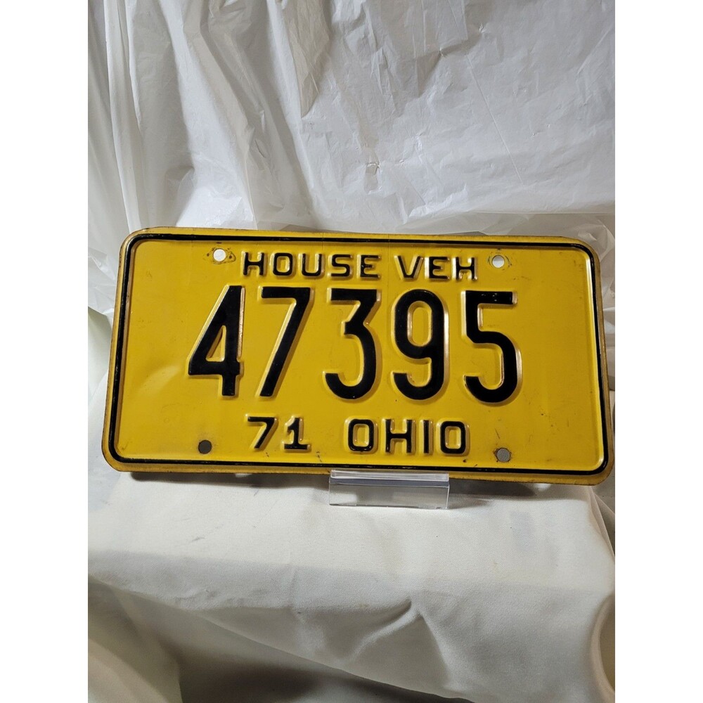 vintage 1971 Ohio House Vehicle single plate #47395 Yellow/black